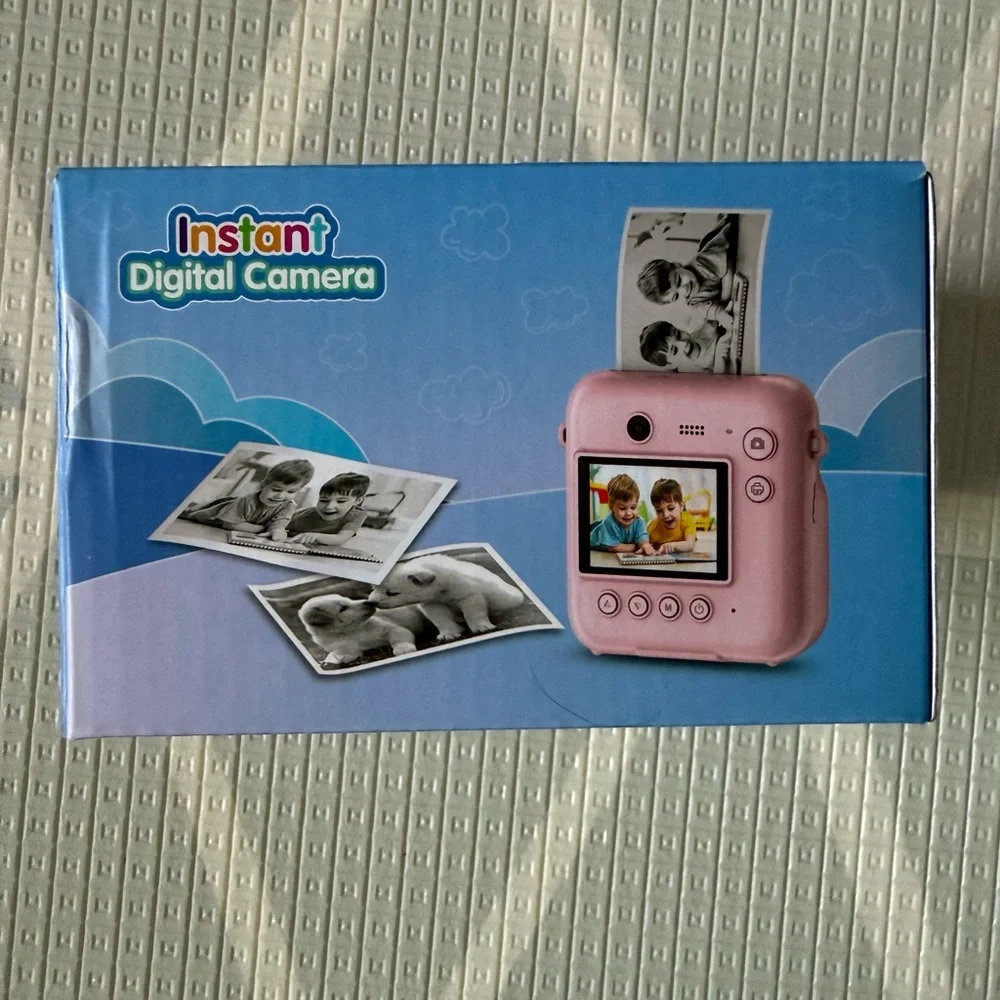 NWT! Instant Digital Camera With Printer DC506 - Pink